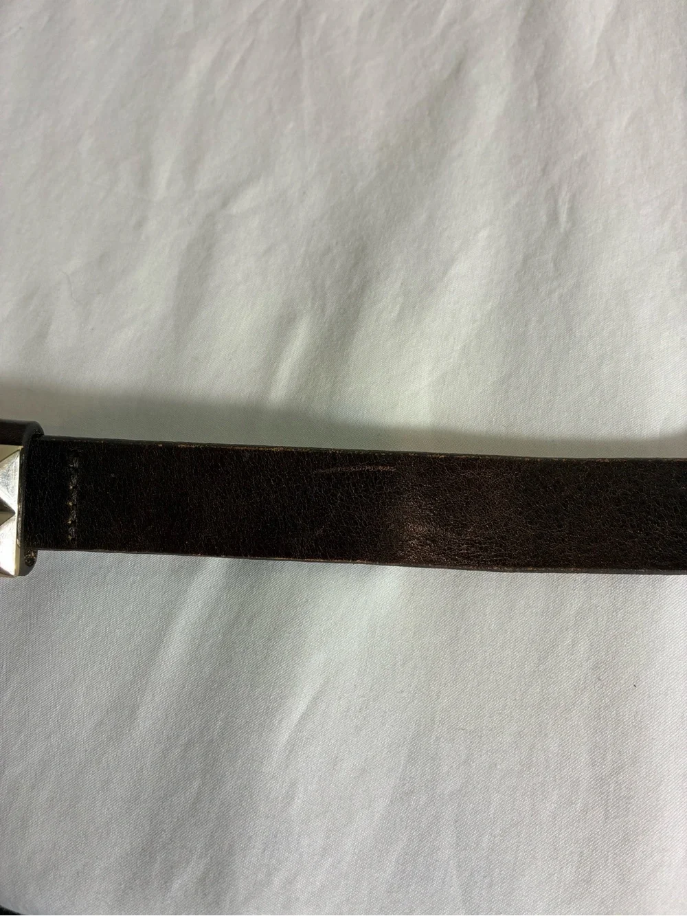GAP Womens belt Sz M Brown Leather Silver Pyramid Studs